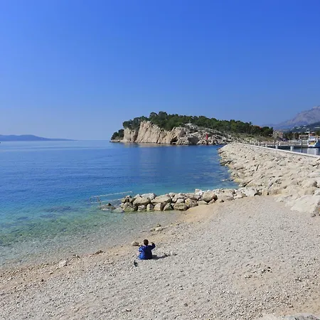 Lägenhet With Parking Space - 22168 *