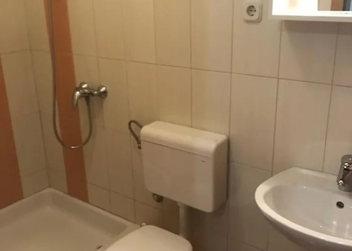 Apartment With Parking Space - 22168 Makarska